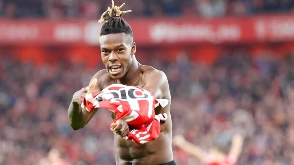 Kampf um Nico Williams